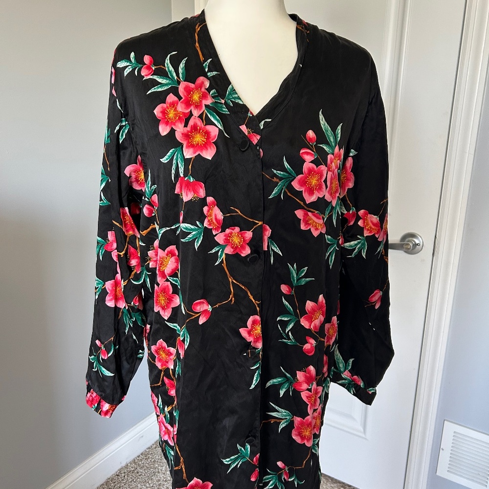 Y2K Vintage Gold Label Victoria’s Secret Floral Buttoned Sleepwear Size M